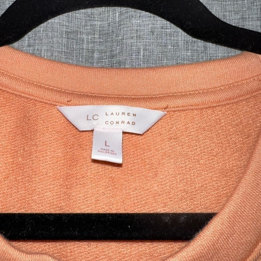 WOMEN'S LC Lauren Conrad Ruffle Sweatshirt Large - Picture 2 of 5